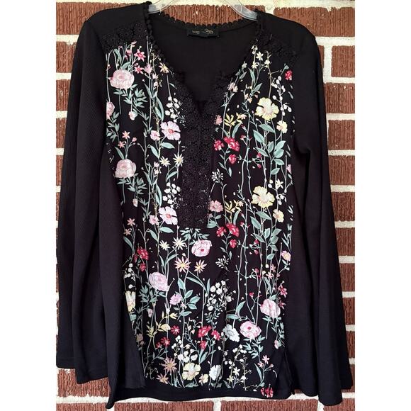 Suzanne Betro Black Floral Long Sleeve Ribbed Tunic with Lace Neck Size Small - Picture 1 of 4